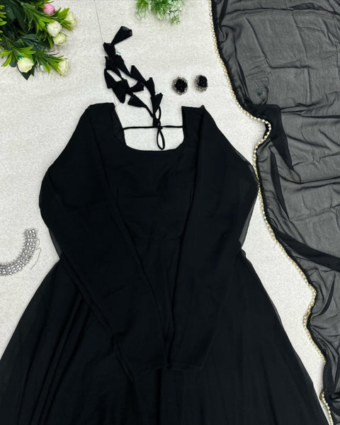 Rumble 7z Gown
