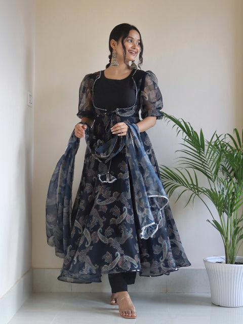 Pretty Anarkali Suit