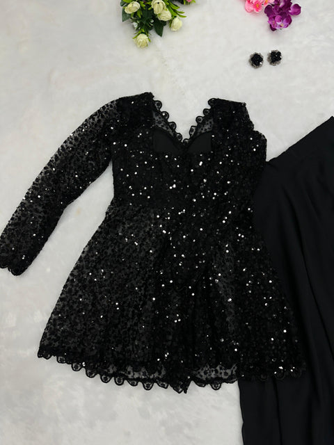 Black crop-top choli