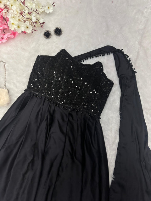 INDO-WESTERN BLACK SEQUINS WORK OUTFIT