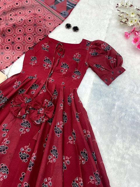 Red Short Sleeves Dress