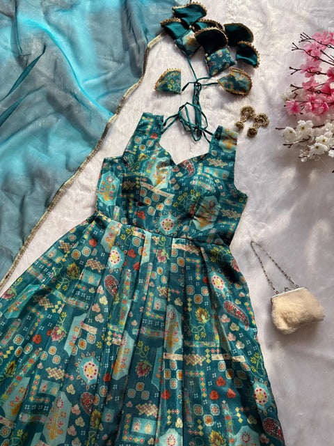 Printed Elegance suit set
