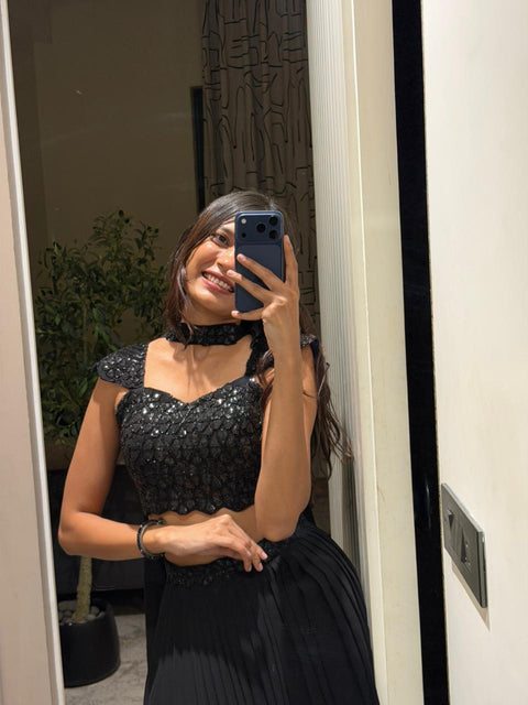 Black dreamy lehnga