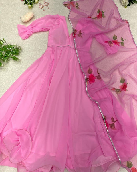 Beautiful pink anarkali set😍😍